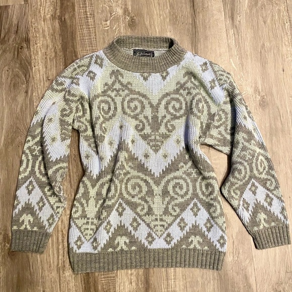 Vintage Sweaters - Vintage La Venture Women Crewneck Sweater size Medium